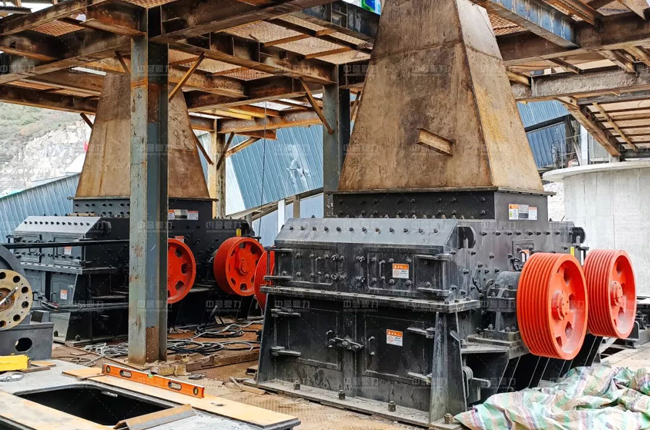 ɽ����ꖆ�̩����400���h����ʽ��ɰ���a��