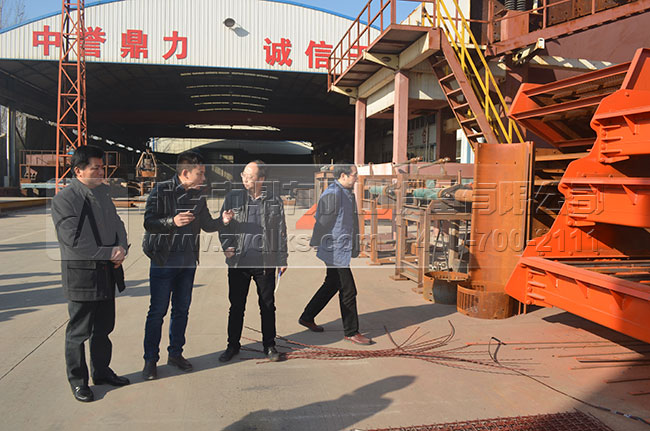 ���u(y��)�����N�۽�(j��ng)���м�(x��)�ش𿼲�F(tu��n)���}