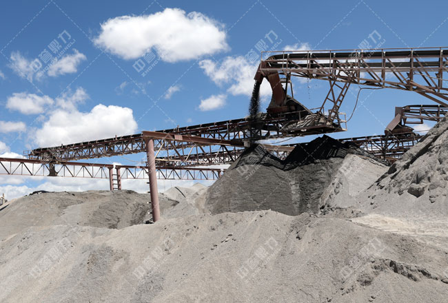 ��ɽ���}Դ�h���������?x��)r�a(ch��n)300���������a(ch��n)��