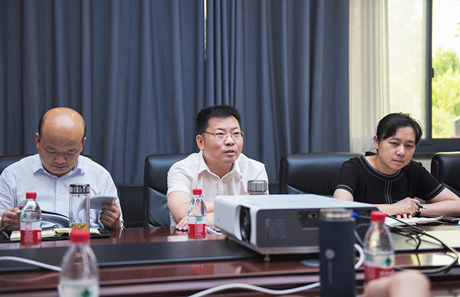 ������Ѩ�п���F�W�R���u�����{��